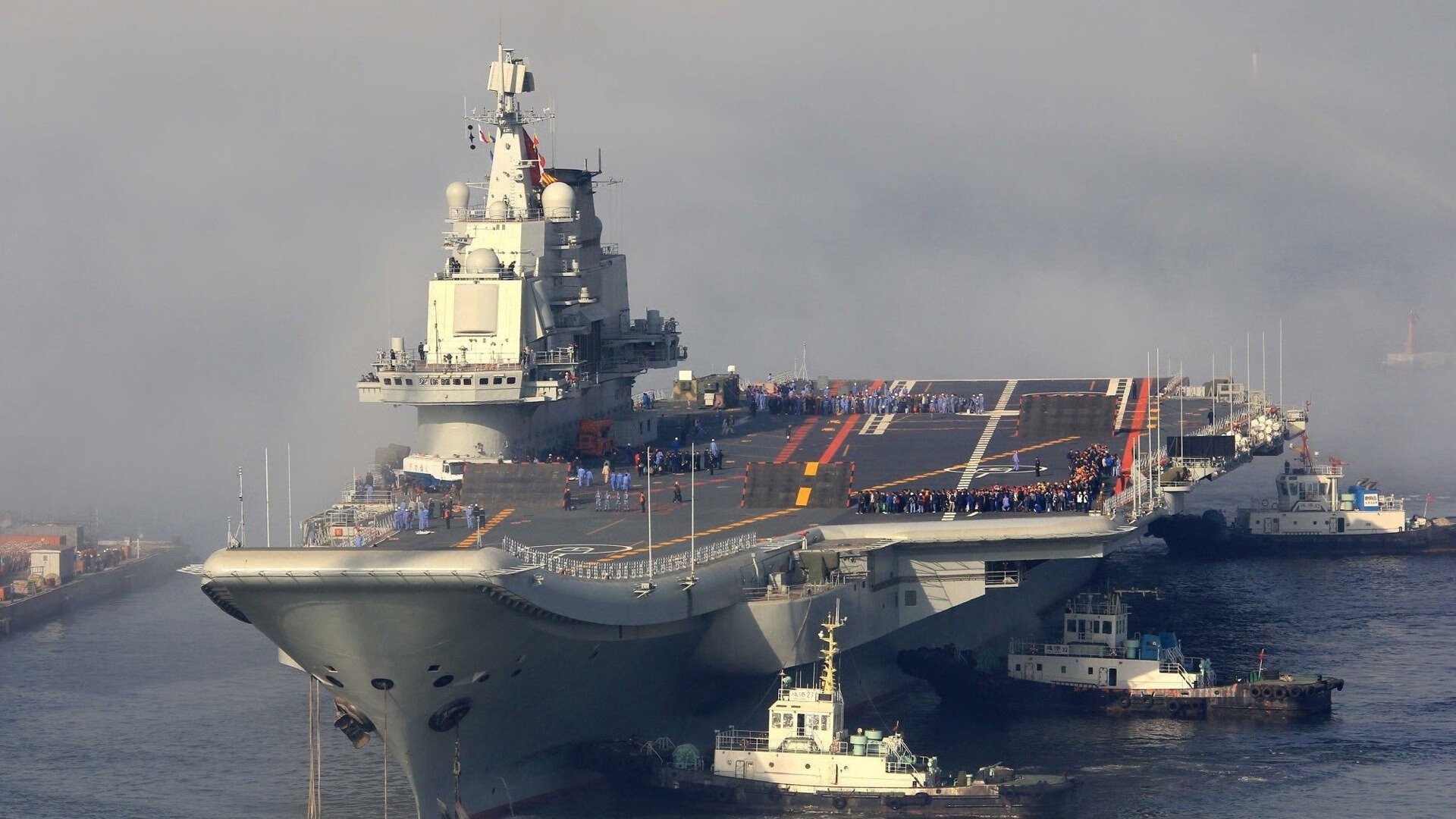 爱游戏登录入口-骑士训练结束后进行头脑风暴战术讨论，骑士训练营