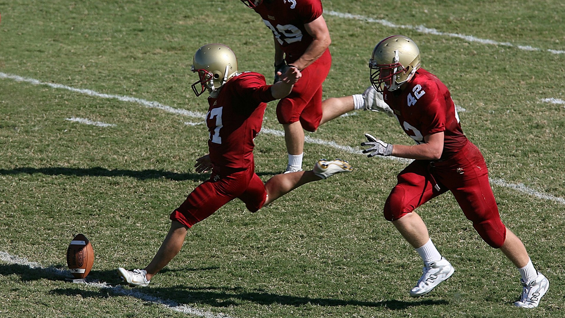 球场被雪覆盖?塞内加尔照样打出极限传控!,塞内加尔的足球怎么样