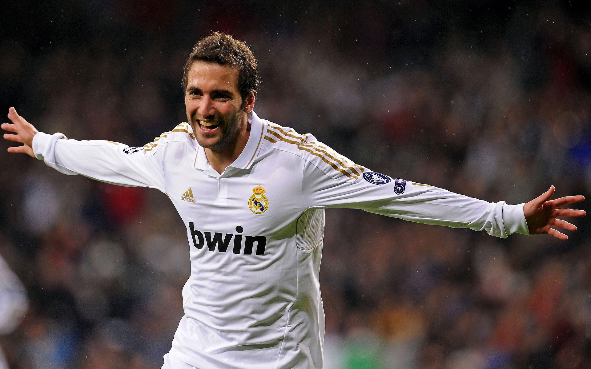 英超:阿森纳4-0完胜布莱顿,年轻新星发挥出色,阿森纳对布莱顿比分多少